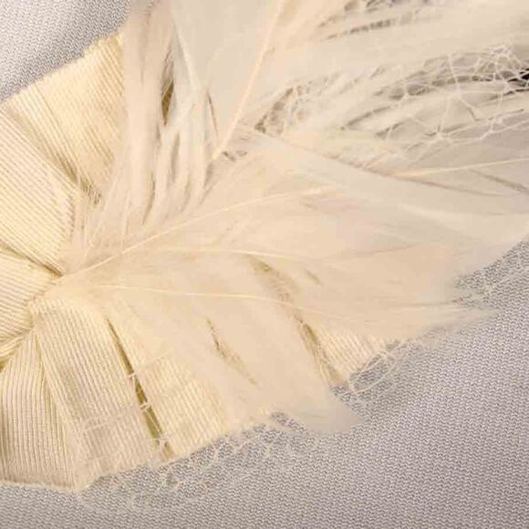 Gwendolyn Gleason Light Ivory Black Hair Comb Formal Bridal Fascinator